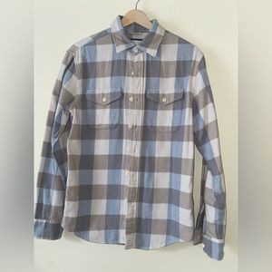 XS American Eagle shirt in very good condition. Super soft!!!